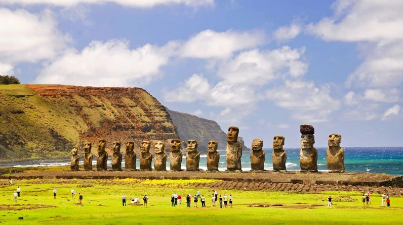 ao-phuc-sinh-bi-an-moai-va-loi-giai-ma-2026_164