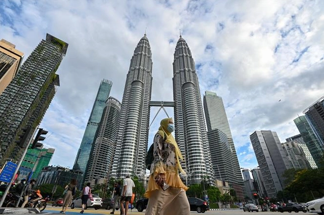 Kuala Lumpur ở đâu? Khám phá Thủ đô Hiện đại của Malaysia Cảnh đêm lung linh tại Kuala Lumpur