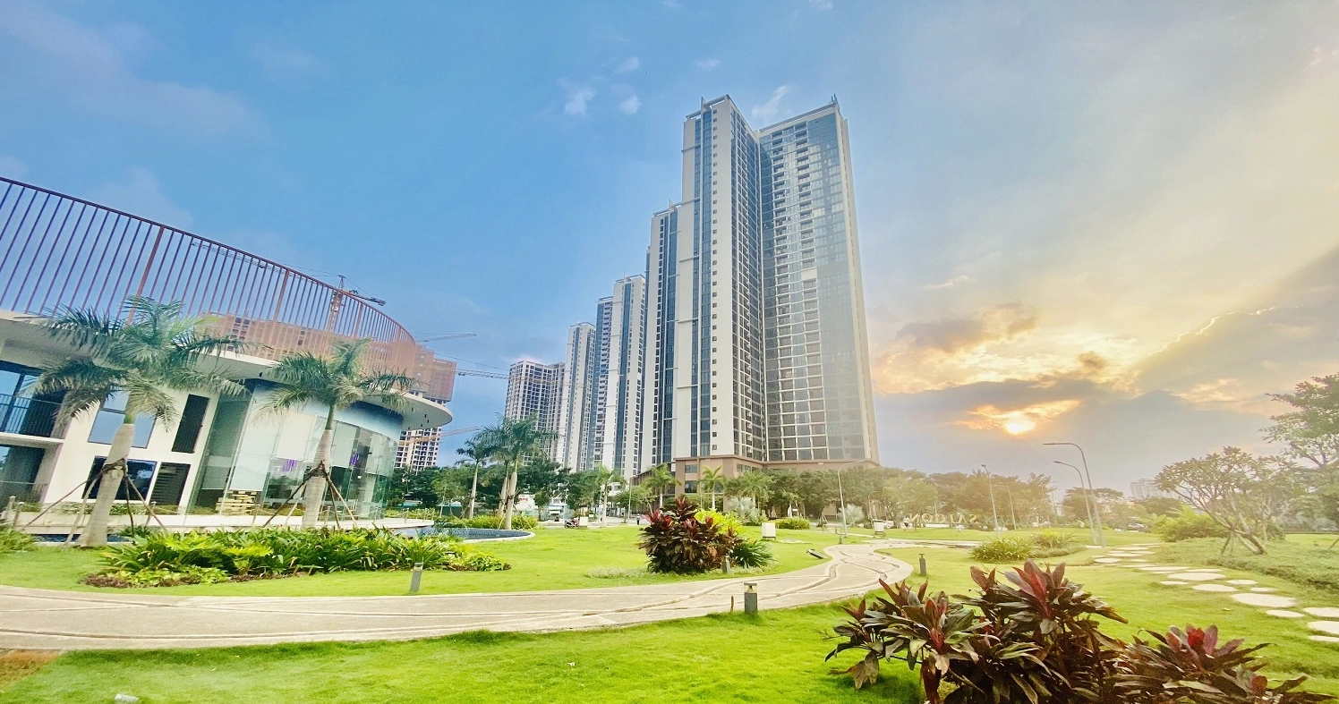 eco-green-saigon-bieu-tuong-song-xanh-tai-trung-tam-quan-7_594
