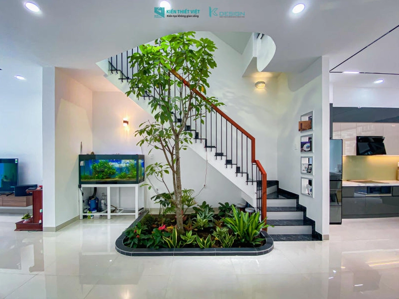 Top Mẫu Cầu Thang Đẹp, Hiện Đại Nhất 2026 Mẫu cầu thang hiện đại với ánh sáng thông minh