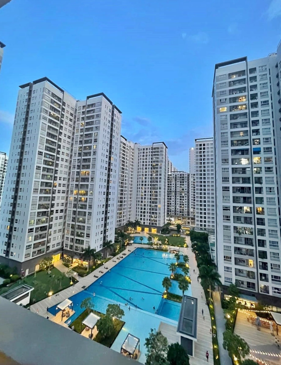 Tiện ích hồ bơi nội khu Sunrise Riverside