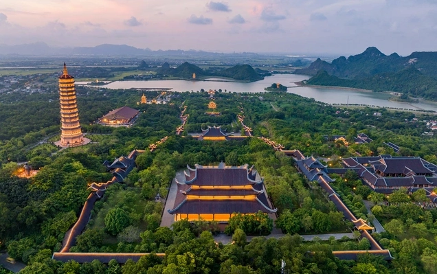 Chùa Bái Đính 2026: Kinh nghiệm và Cập nhật mới nhất Toàn cảnh Chùa Bái Đính từ trên cao