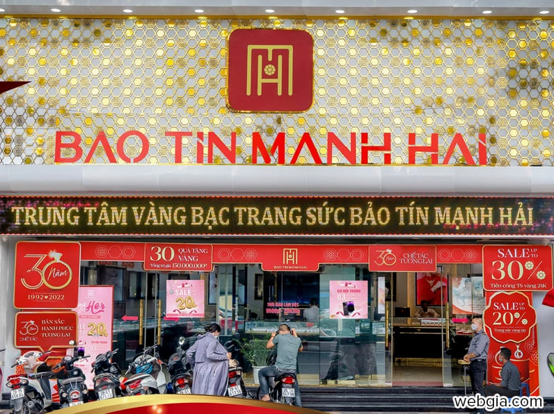 Gia Vàng Báo Tin Mạnh Hai: Phân tích Sâu và Dự báo 2026 Biểu đồ giá vàng dự báo năm 2026