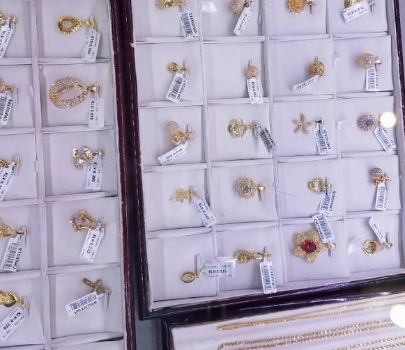 Vàng Phúc Thành Nam Định: Cập Nhật Giá Mới Nhất 2026 & Phân Tích Biểu đồ so sánh giá vàng tại các thương hiệu lớn