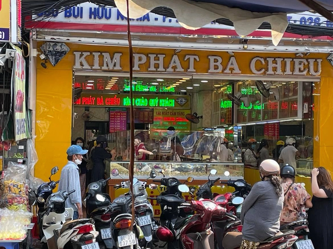 Kim Phát Bà Chiểu: Định Hướng Đầu Tư Vàng 2026 Cửa hàng vàng sầm uất