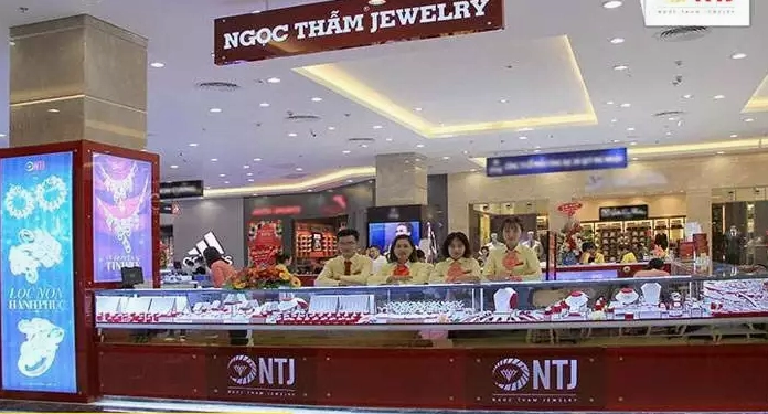 Tiệm Vàng Ngọc Thẩm: Uy Tín Vàng, Sáng Mãi Niềm Tin 2026 Không gian sang trọng tại Tiệm Vàng Ngọc Thẩm