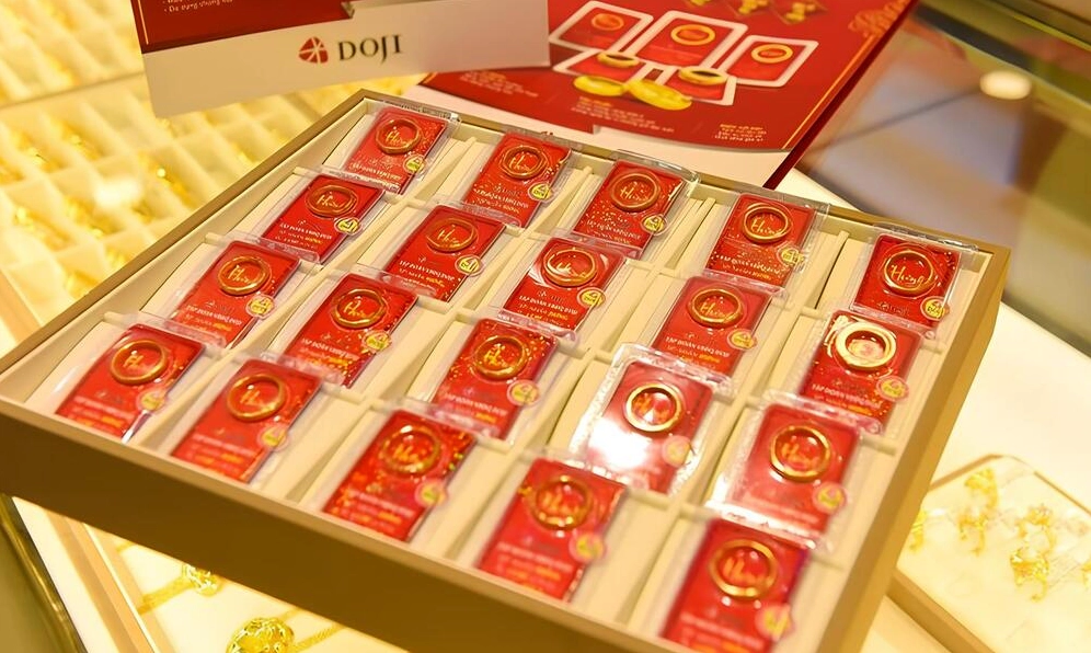 10 cây vàng bao nhiêu tiền? Cập nhật giá vàng 2026 mới nhất Lưu ý khi mua 10 cây vàng
