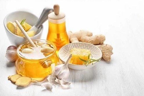 Ly nước chanh gừng ấm nóng