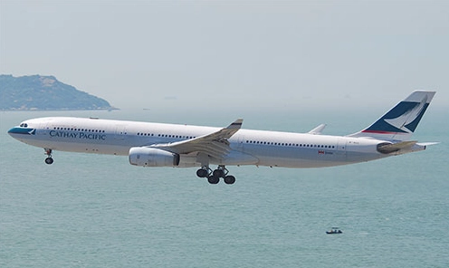 Máy bay Cathay Pacific