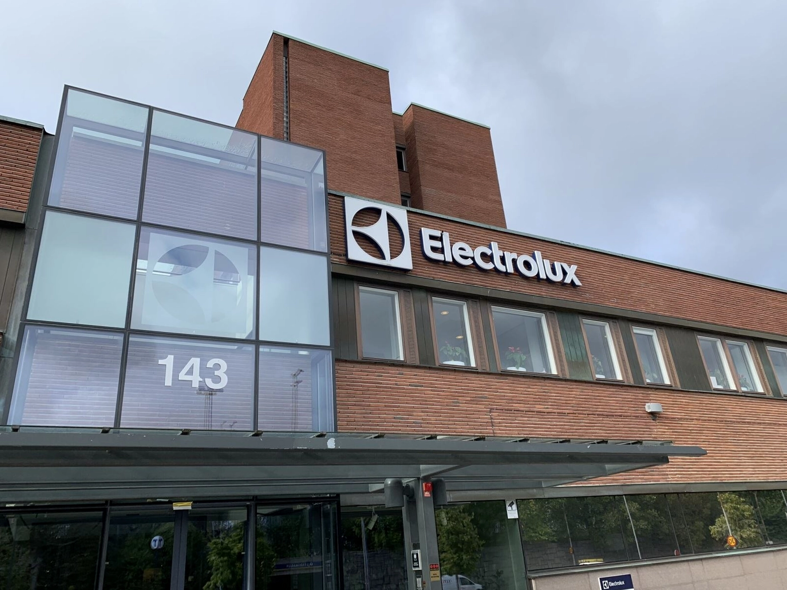 Máy hút bụi Electrolux