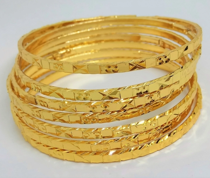 Vàng 18k Giá Bao Nhiêu? Cập Nhật Mới Nhất 2026 Vàng 18k giá bao nhiêu? Cập nhật mới nhất